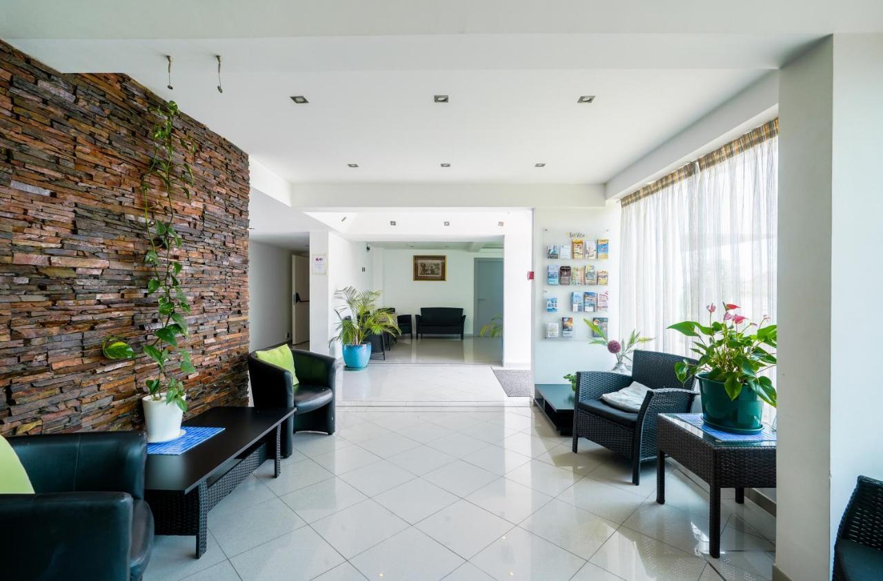 Bay View Apartment W/Pool 3-Min Walk To The Beach Albufeira Buitenkant foto