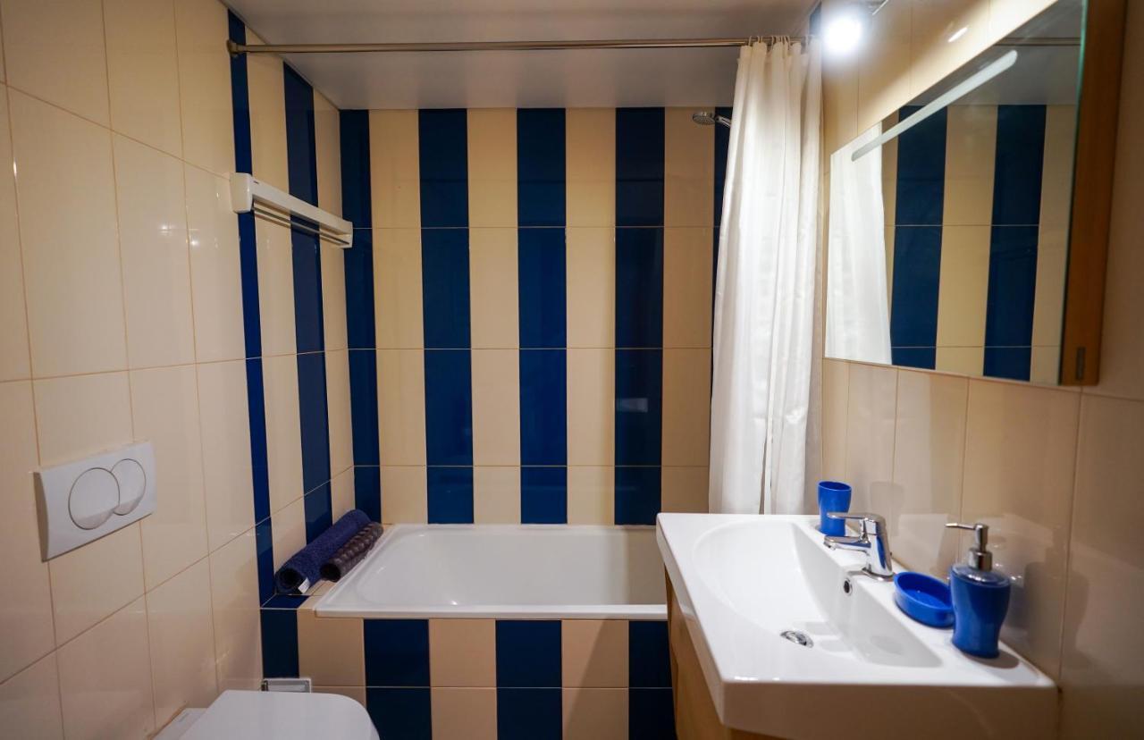 Bay View Apartment W/Pool 3-Min Walk To The Beach Albufeira Buitenkant foto